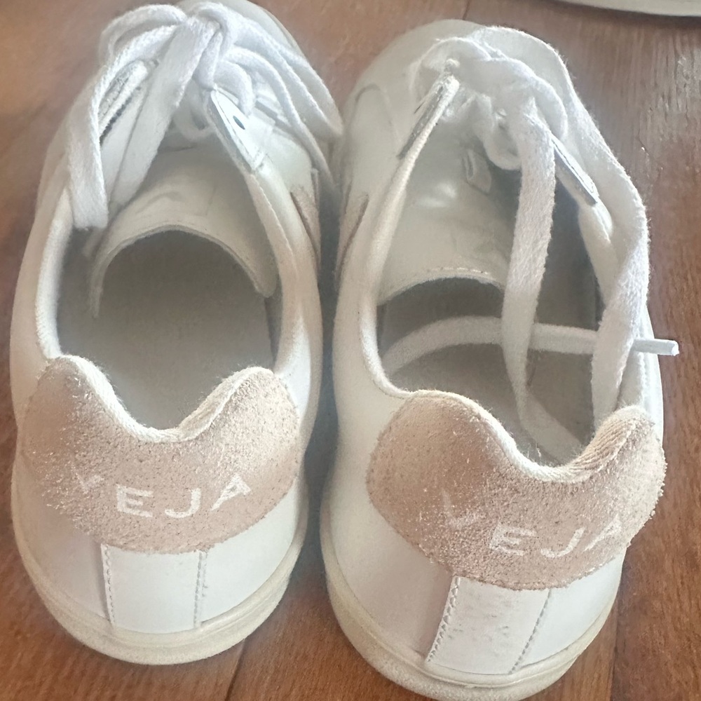 Veja Sneakers
